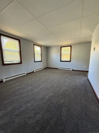 $1,700 | 20 Garvin Street, Unit 1A, New London, CT 06320