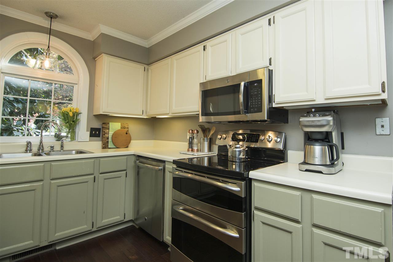4501 Lancashire Drive Raleigh, NC 27613 - Photo 9 of 28