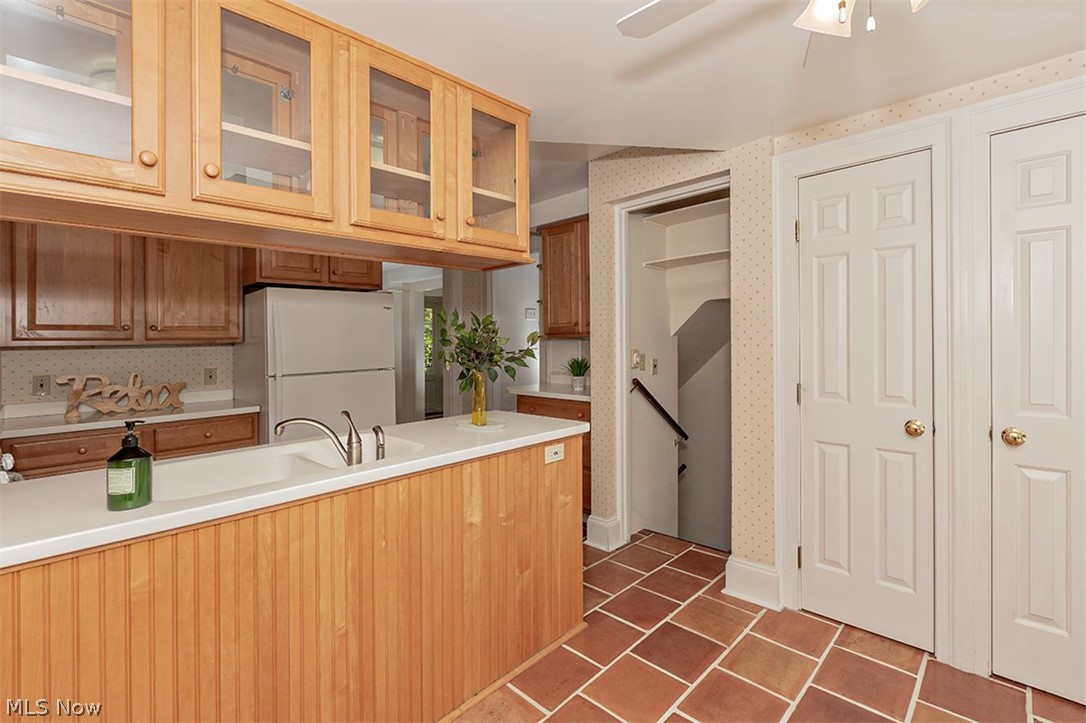2878 Chadbourne Road Cleveland, OH 44120 - Photo 6 of 35 Gallery Image 6