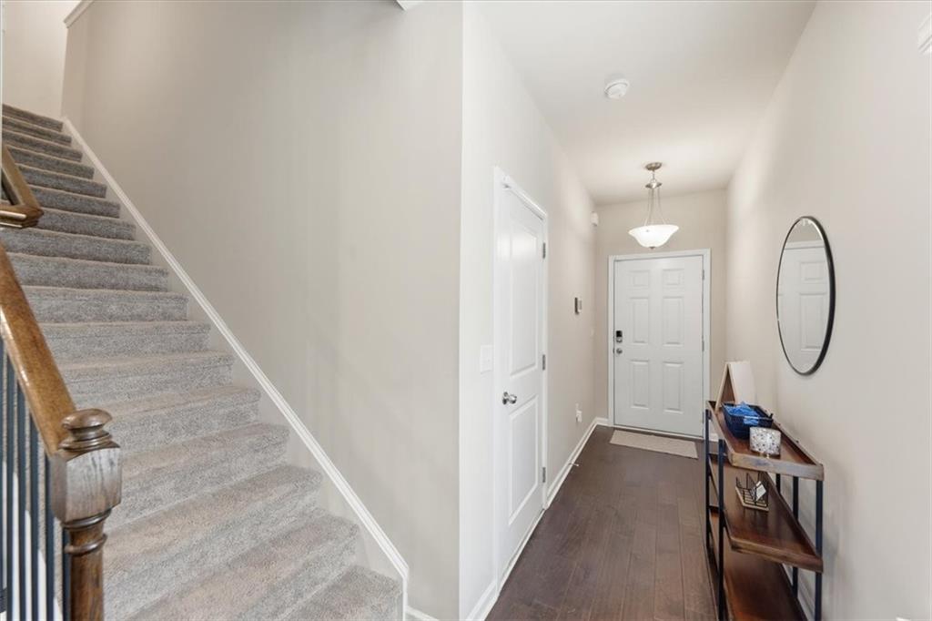 2242 Justify Lane Lithonia, GA 30058 - Photo 3 of 32