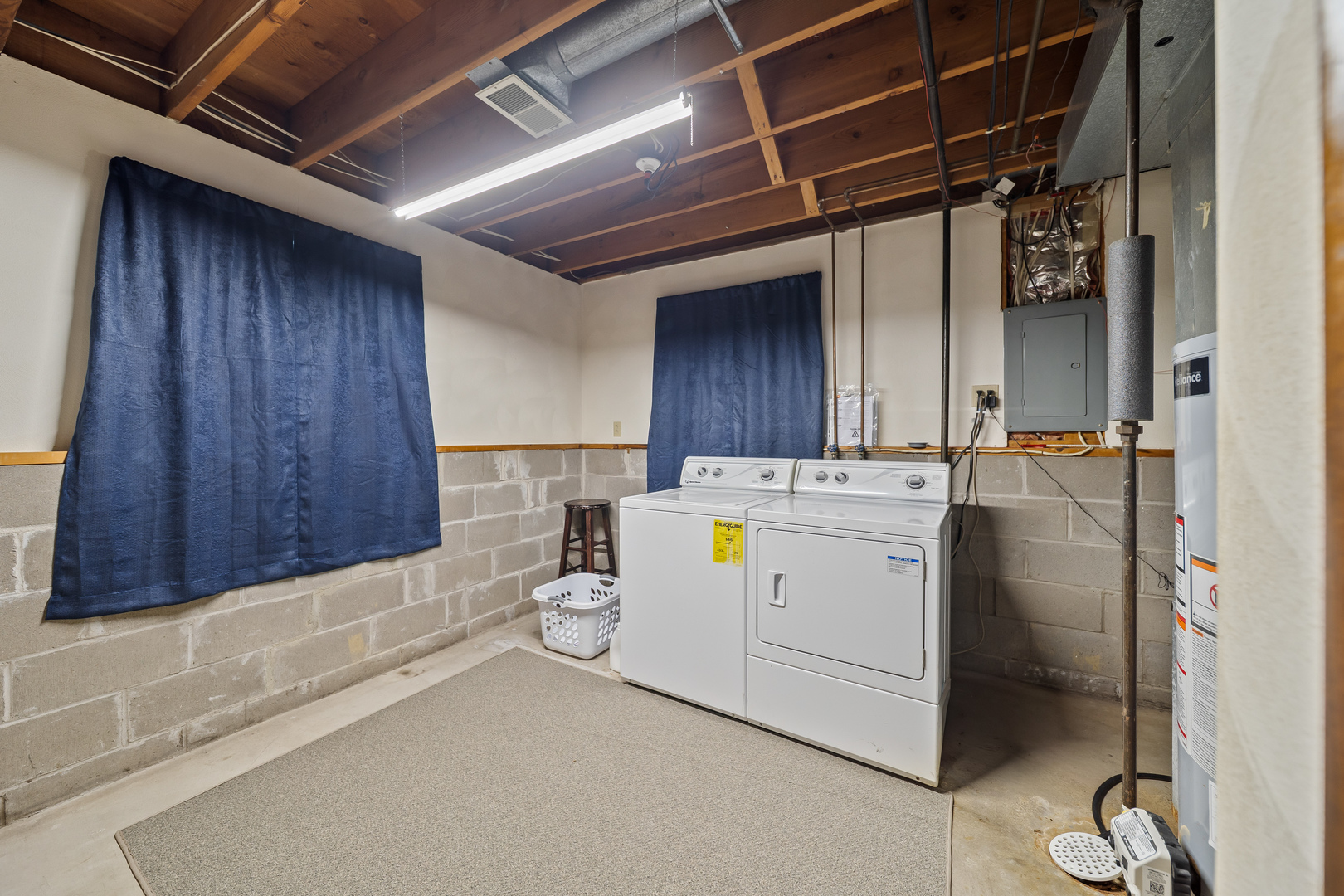 24146 Stage Coach Road Geneseo, IL 61254 - Photo 25 of 39 a utility room with dryer and washer