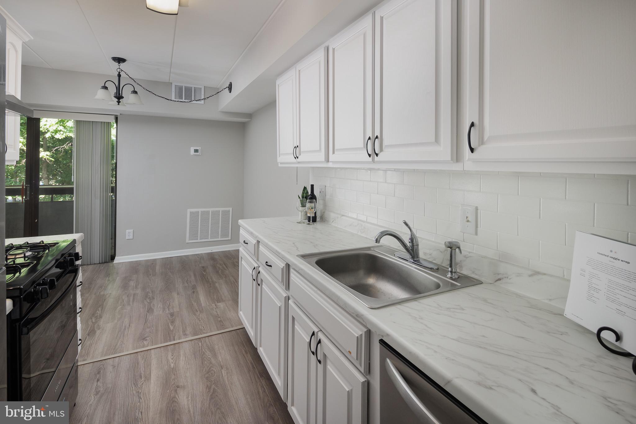 2332 Freetown Court, Unit 11C Reston, VA 20191 - Photo 12 of 34