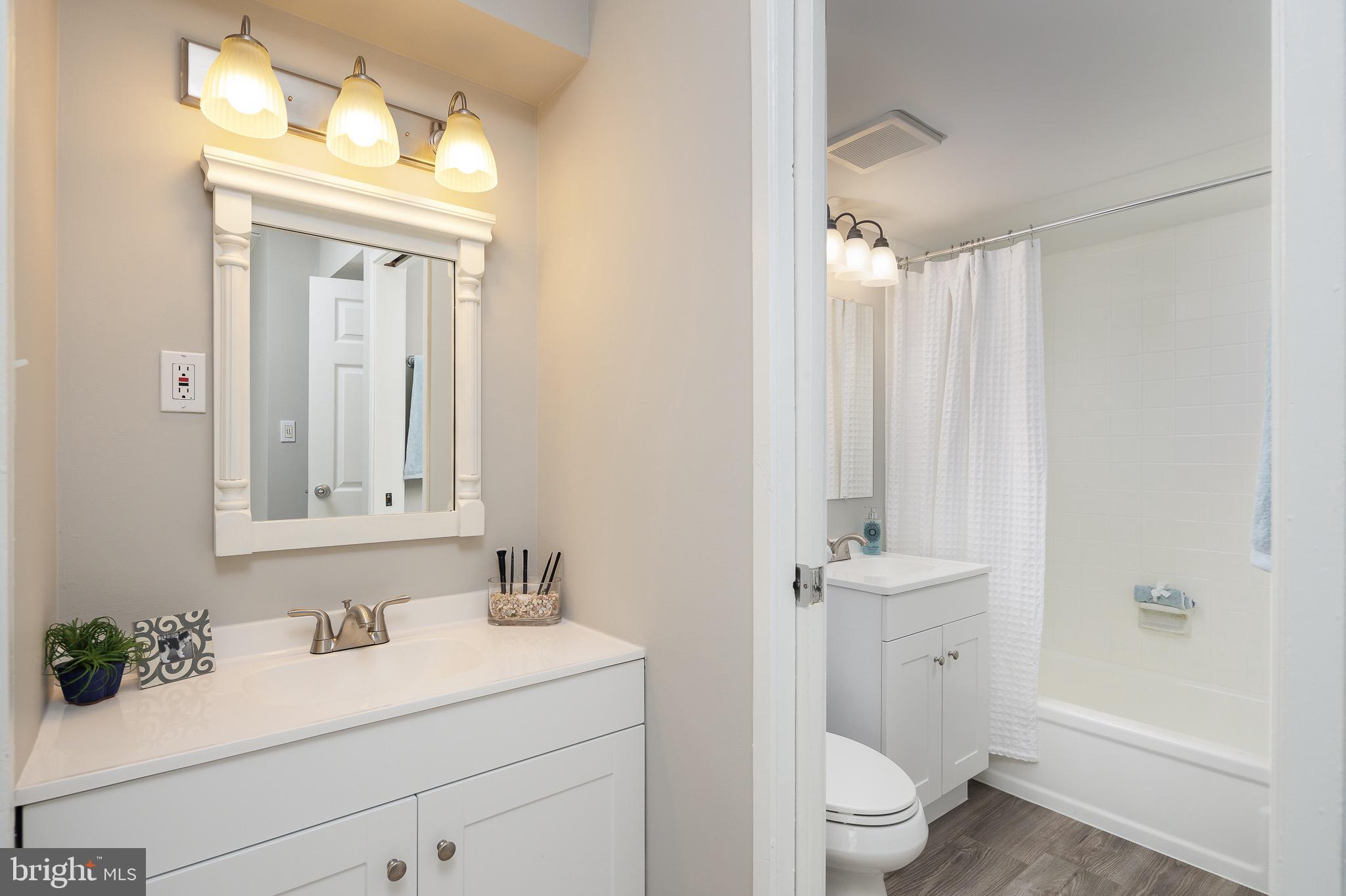 2332 Freetown Court, Unit 11C Reston, VA 20191 - Photo 18 of 34