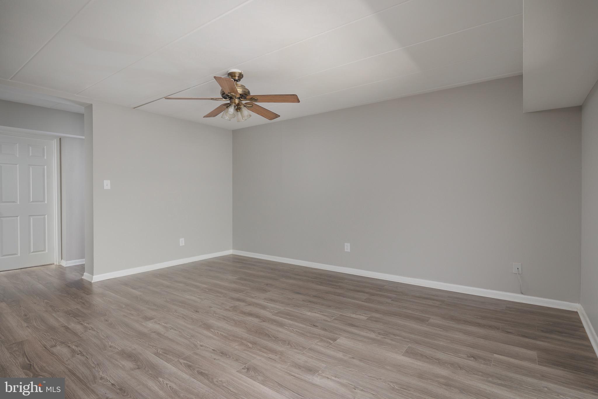 2332 Freetown Court, Unit 11C Reston, VA 20191 - Photo 6 of 34