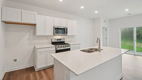 $334,990 | 6447 Maple Glen Drive, Wonder Lake, IL 60097
