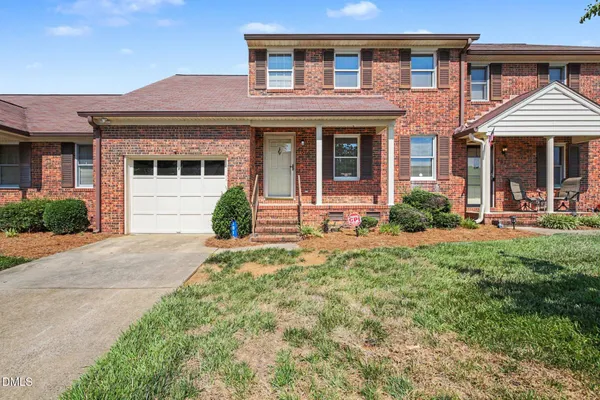 $287,000 | 1816 Meadowview Drive, Graham, NC 27253