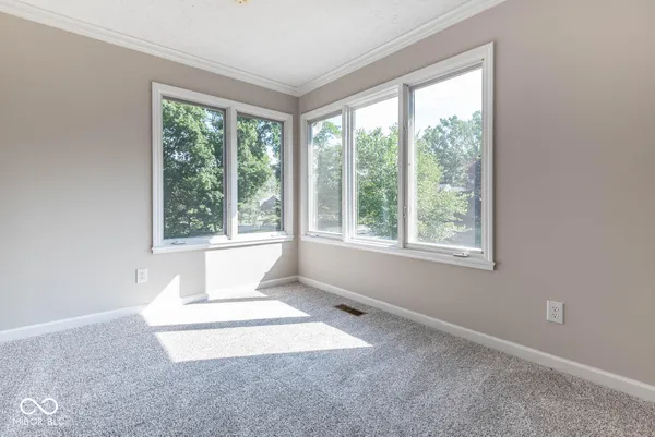 $475,000 | 9416 South Harbour Pointe Drive, Bloomington, IN 47401