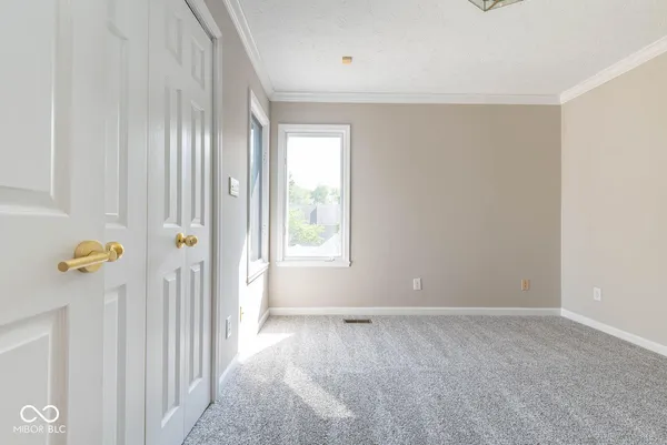 $475,000 | 9416 South Harbour Pointe Drive, Bloomington, IN 47401