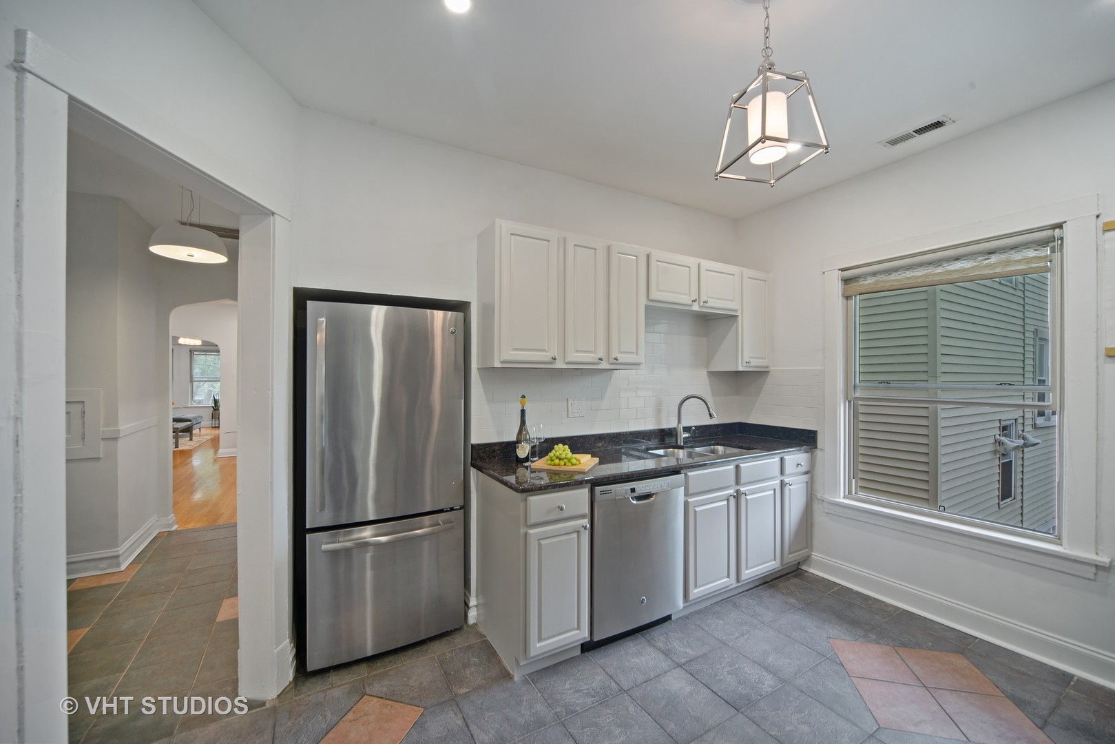 256 Washington Boulevard, Unit 2 Oak Park, IL 60302 - Photo 11 of 20