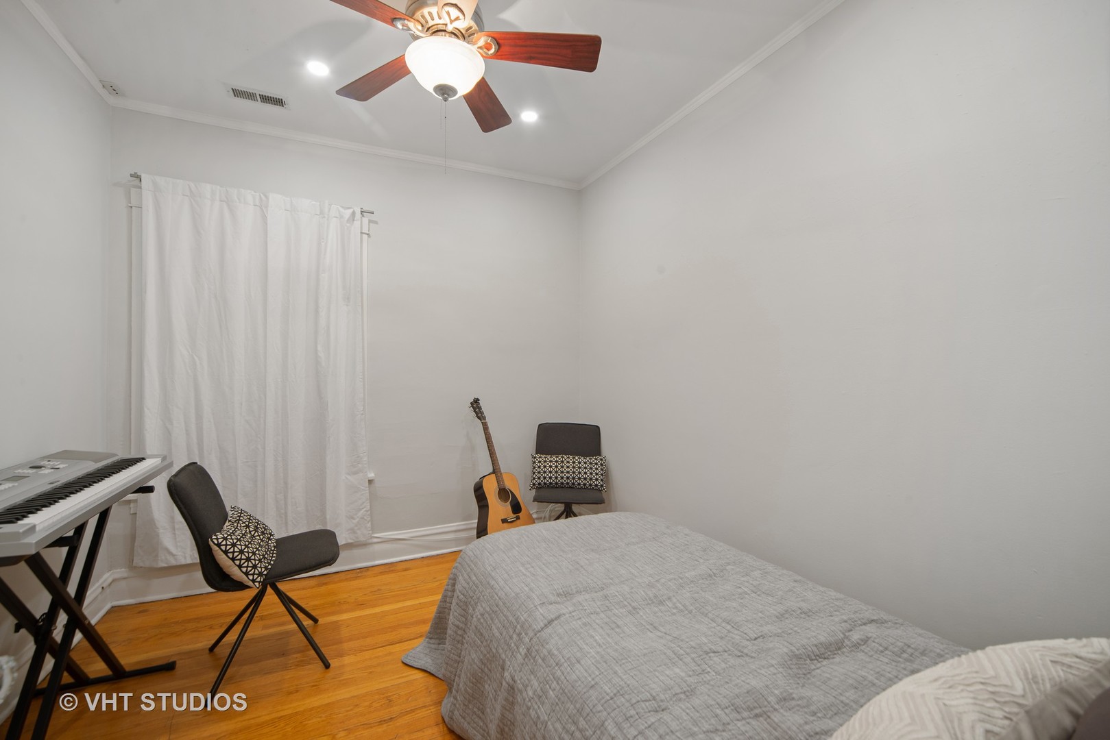 256 Washington Boulevard, Unit 2 Oak Park, IL 60302 - Photo 4 of 20