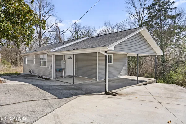 $317,400 | 510 Michigan Avenue, Oak Ridge, TN 37830
