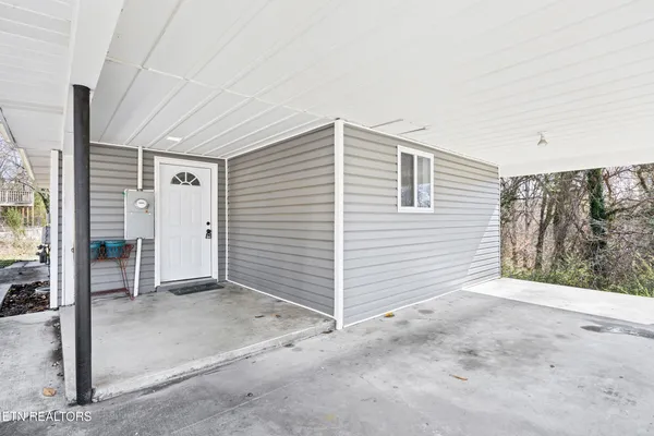 $317,400 | 510 Michigan Avenue, Oak Ridge, TN 37830