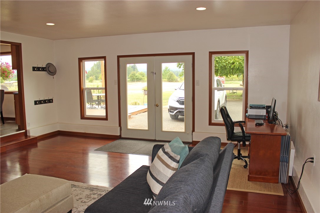 10520 Independence Road Southwest Rochester, WA 98579 - Photo 22 of 38