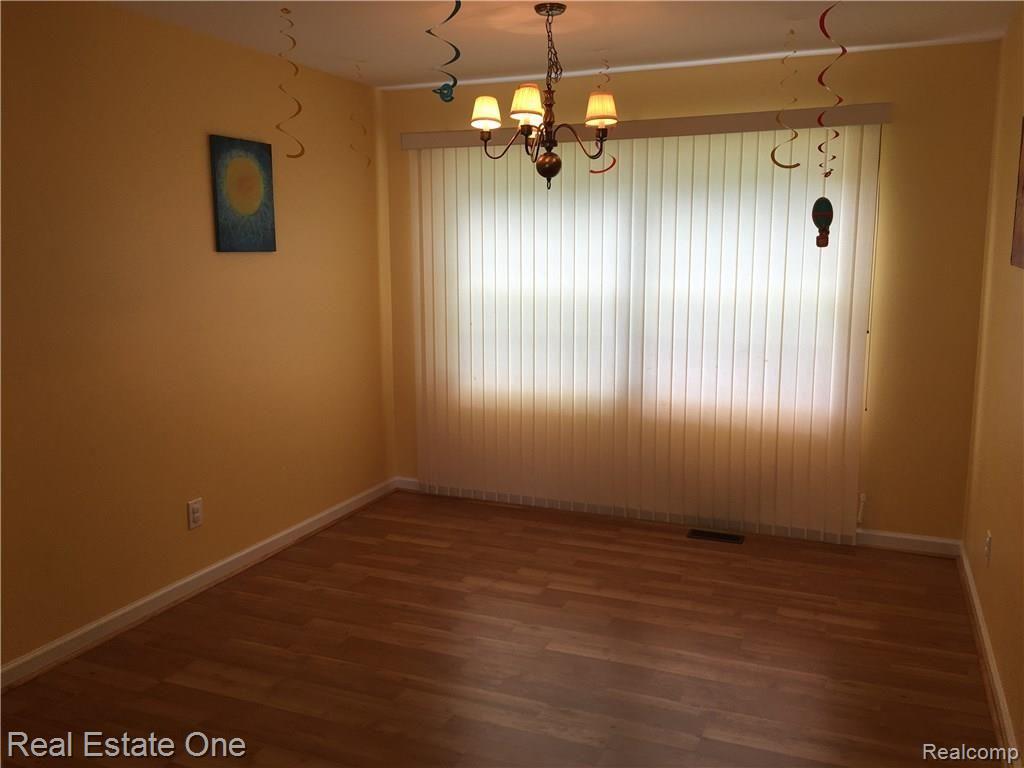 42035 Cherry Hill Road Novi, MI 48375 - Photo 20 of 30 Gallery Image 20