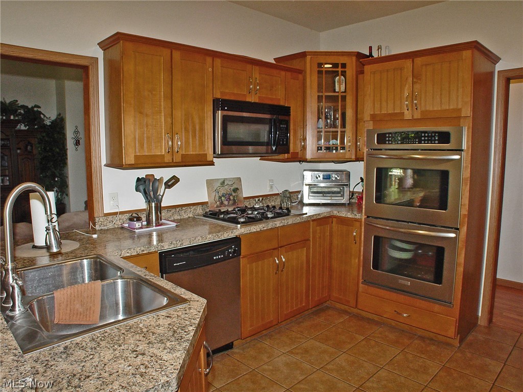 681 Pyramus Road Chester, WV 26034 - Photo 12 of 29 Gallery Image 12