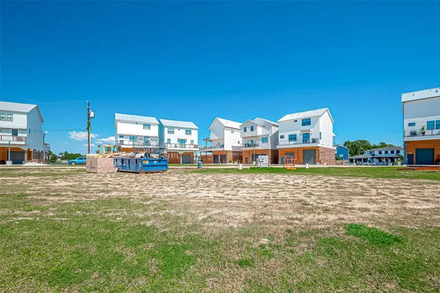 $150,000 | 30 Commander Runco Lane, Seabrook, TX 77586