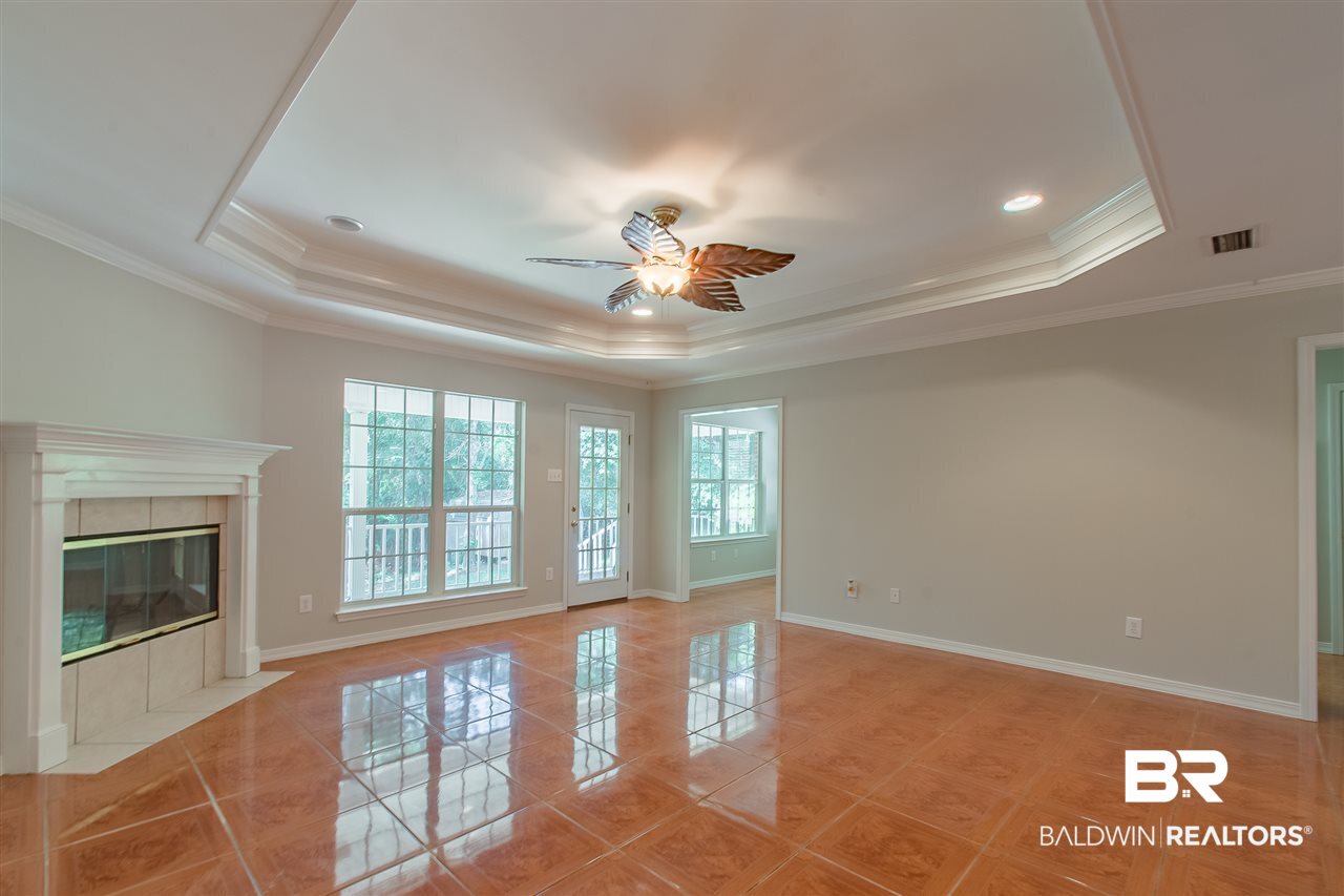 312 Marcella Avenue Daphne, AL 36527 - Photo 5 of 25 Living