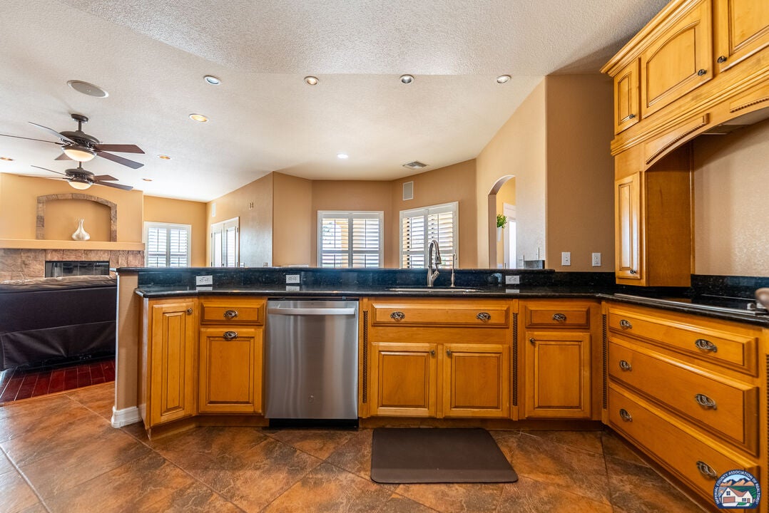 2355 James Road El Centro, CA 92243 - Photo 20 of 41 Gallery Image 20
