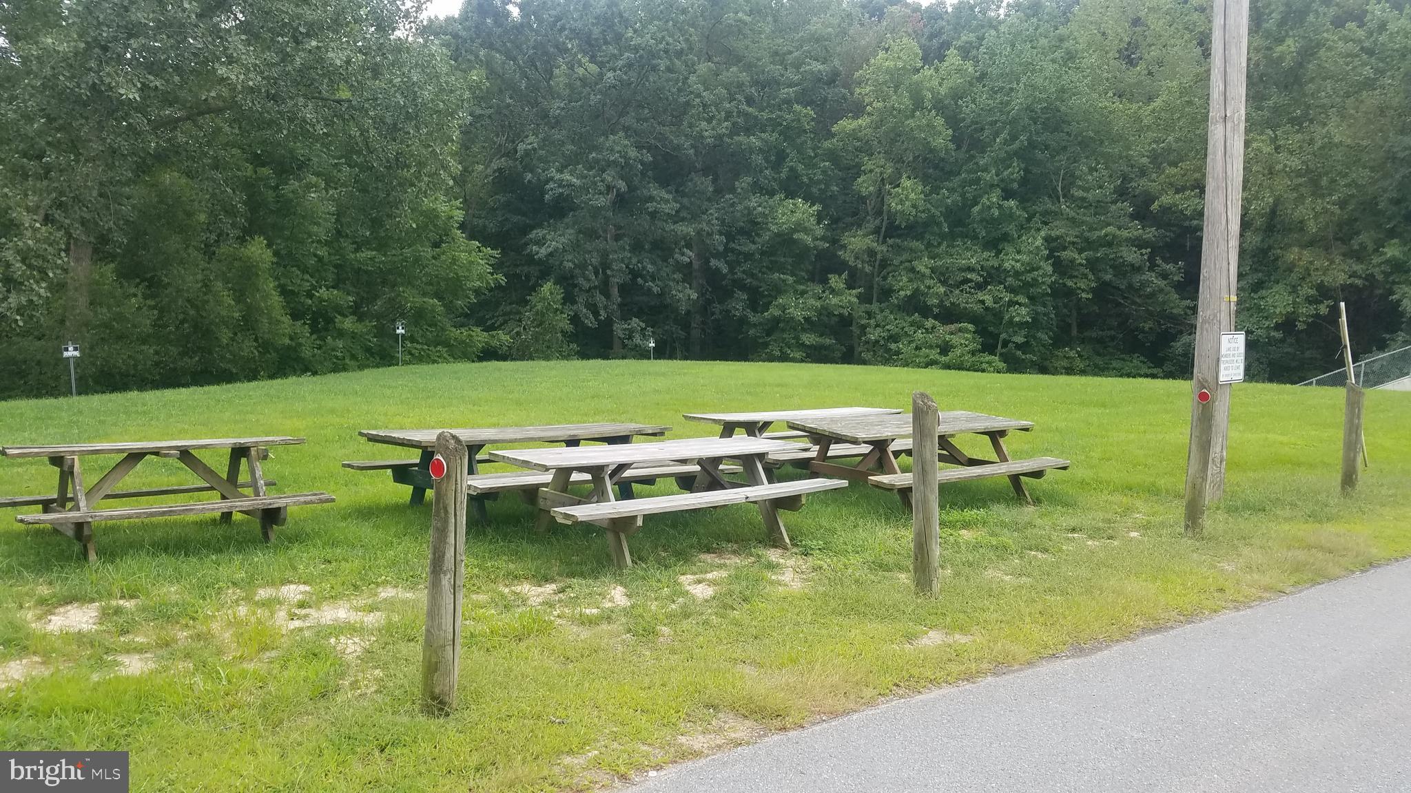 623 Eastpoint Road New Freedom, PA 17349 - Photo 22 of 22 Picnic area for residents by the lake