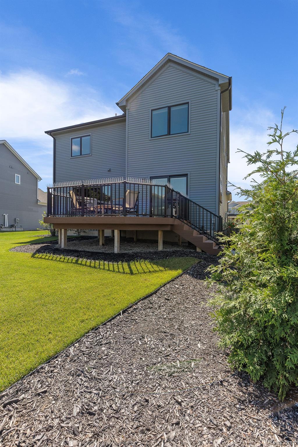 403 Otter Run Road Holly, MI 48442 - Photo 7 of 48 Gallery Image 7