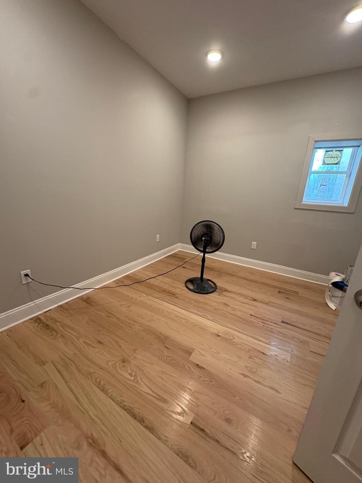 2900 North 5th Street, Unit 4 Philadelphia, PA 19133 - Photo 4 of 7 a view of empty room with a washer and dryer