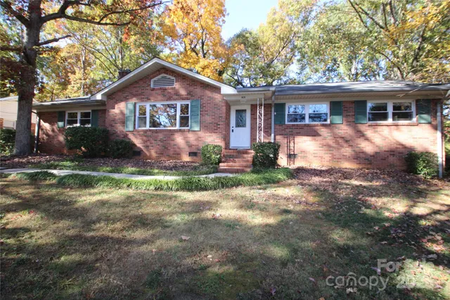 $379,000 | 1631 Oline Place, Charlotte, NC 28212