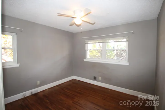 $379,000 | 1631 Oline Place, Charlotte, NC 28212