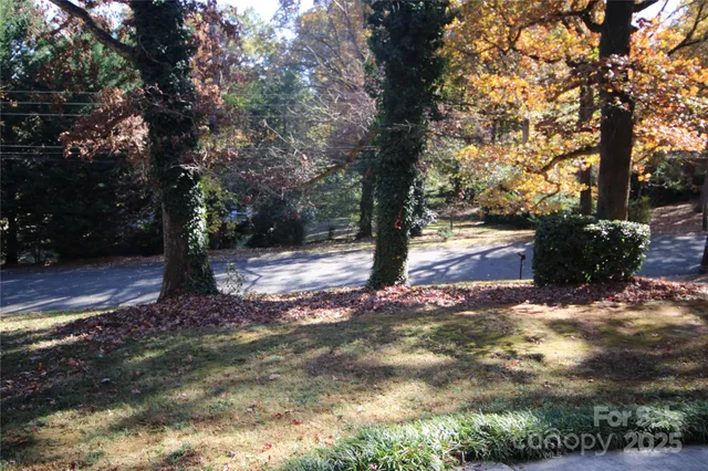 $379,000 | 1631 Oline Place, Charlotte, NC 28212