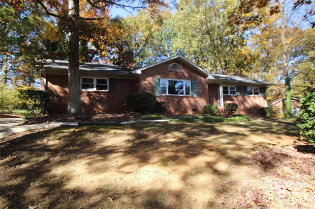 $379,000 | 1631 Oline Place, Charlotte, NC 28212