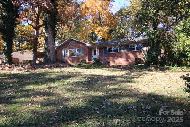 $379,000 | 1631 Oline Place, Charlotte, NC 28212