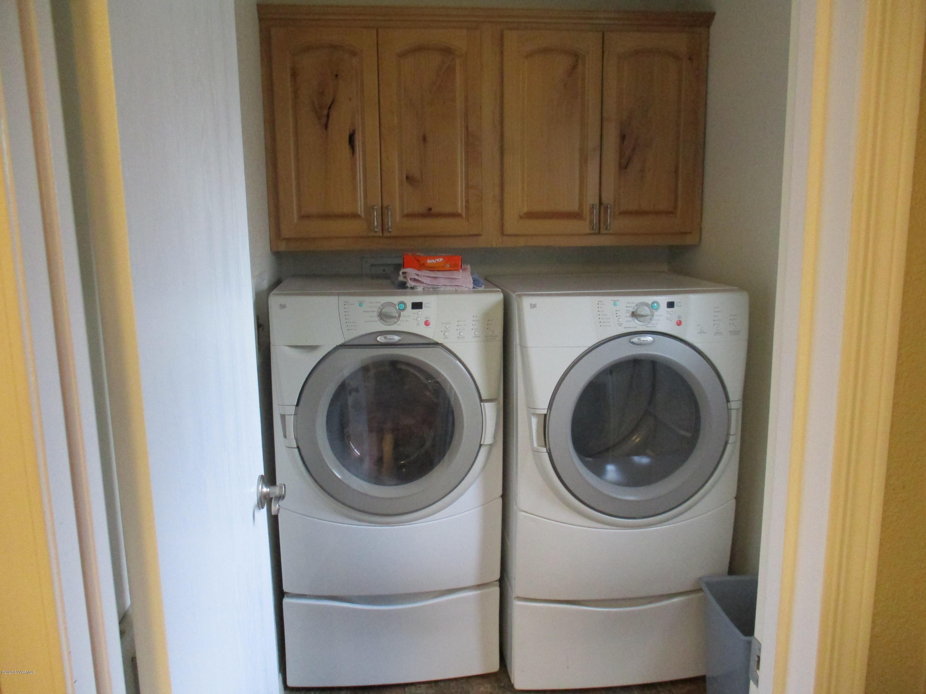 4190 East Aztec Road Rimrock, AZ 86335 - Photo 21 of 35 a utility room with dryer and washer