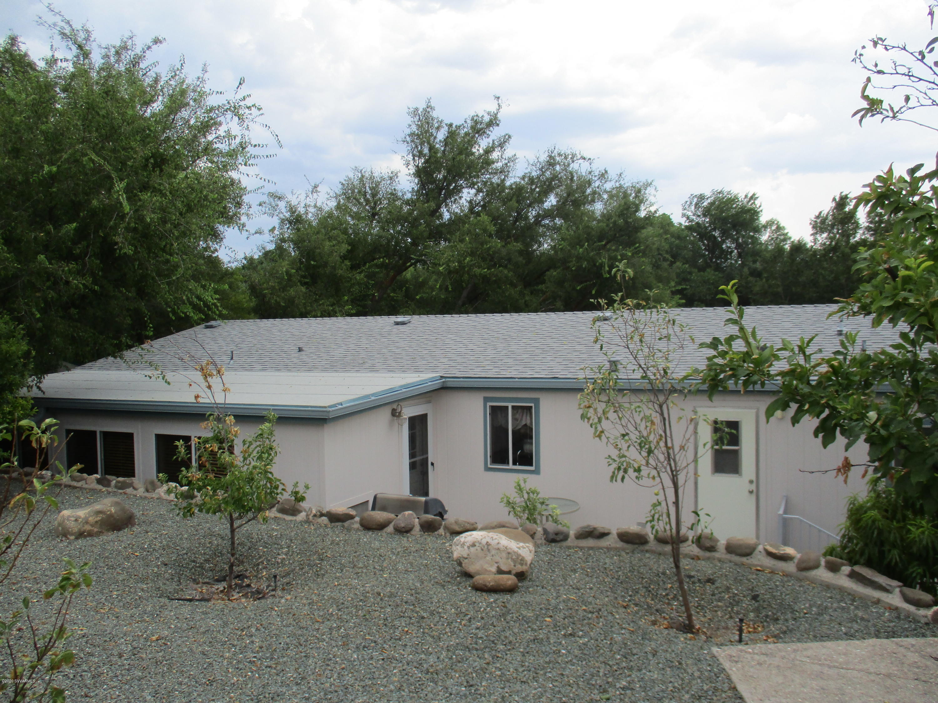 4190 East Aztec Road Rimrock, AZ 86335 - Photo 27 of 35 a view of a house with backyard