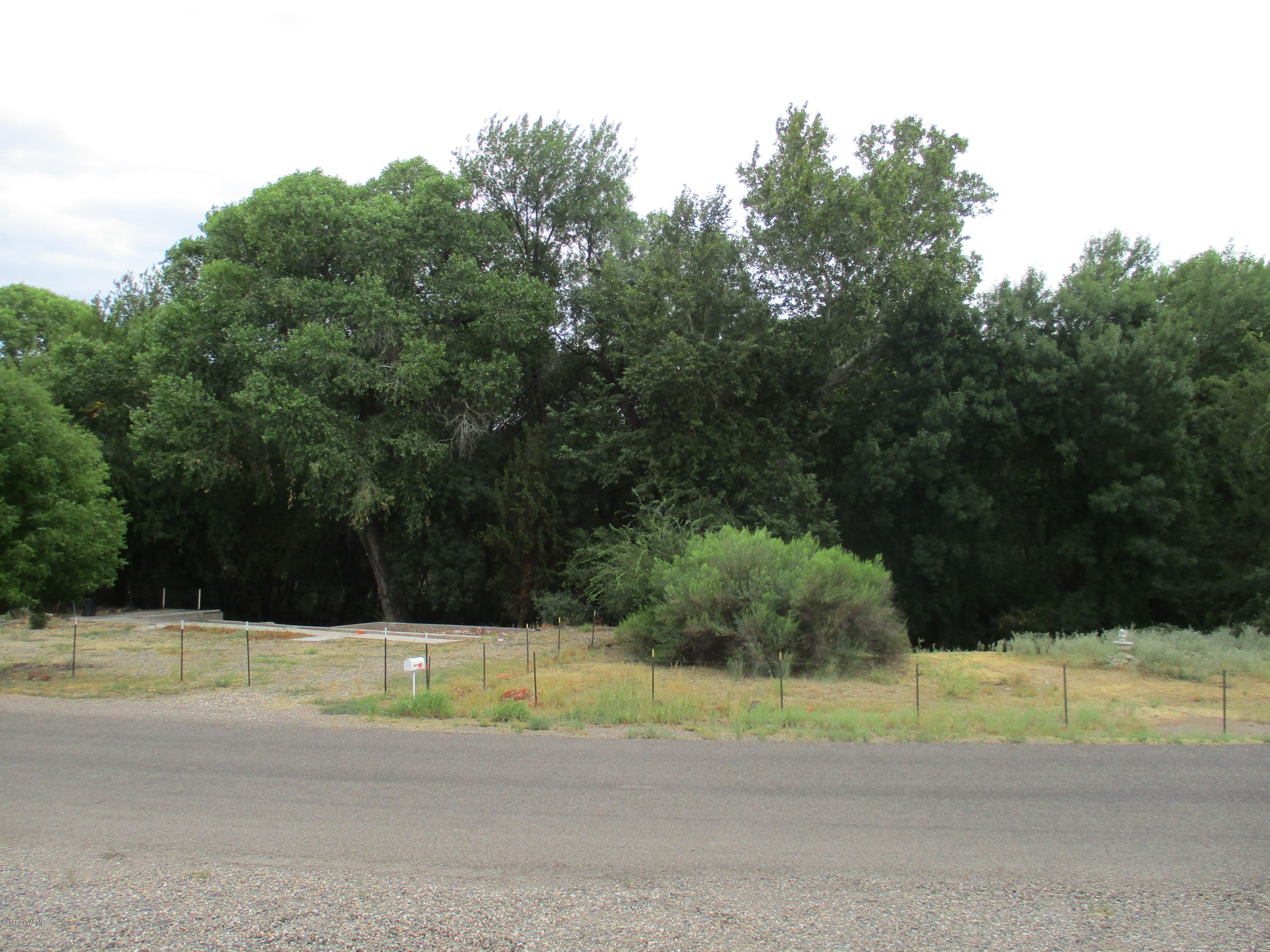 4190 East Aztec Road Rimrock, AZ 86335 - Photo 32 of 35 a view of a yard