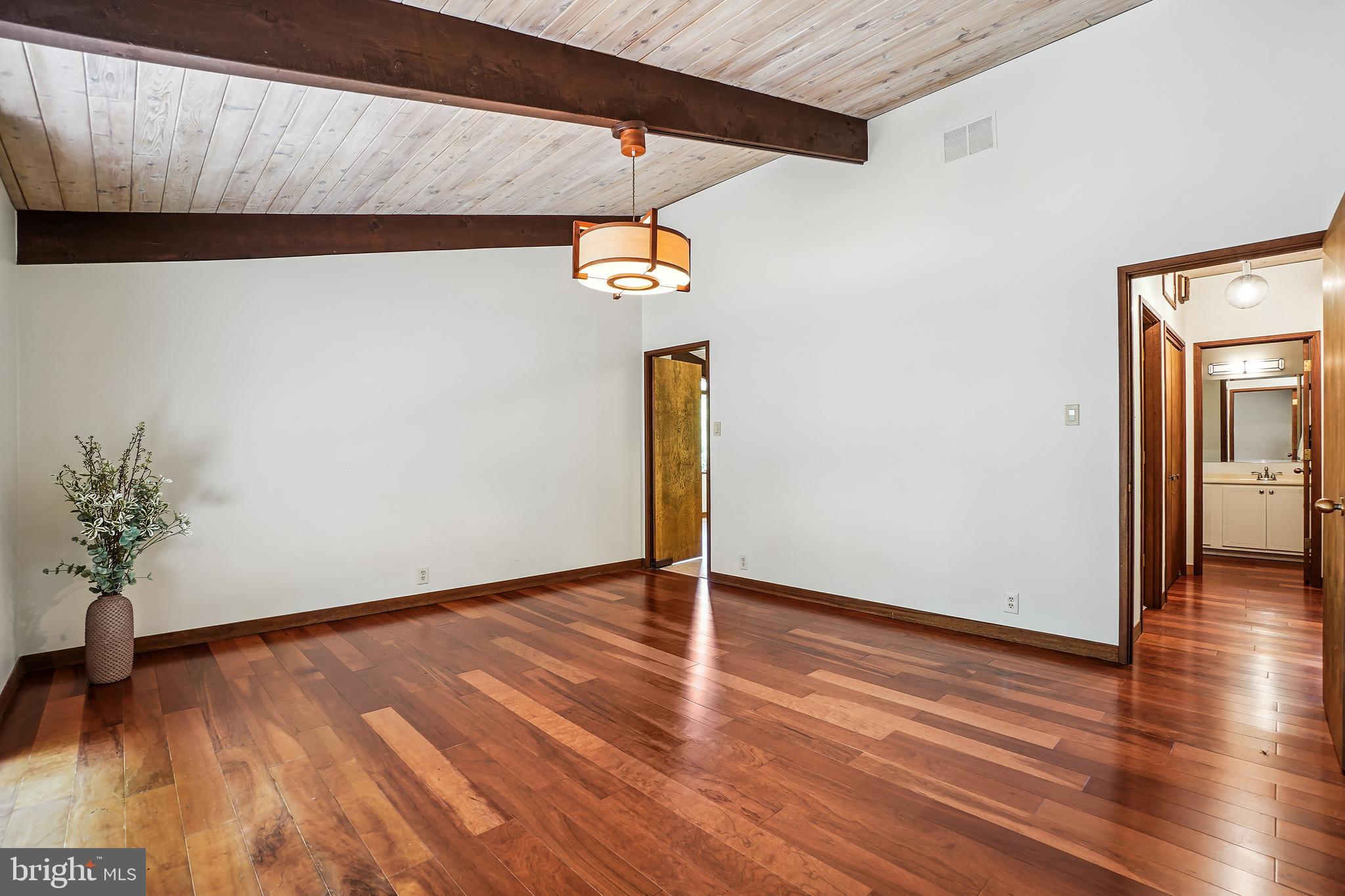 709 Springloch Road Silver Spring, MD 20904 - Photo 13 of 42 Dining Room