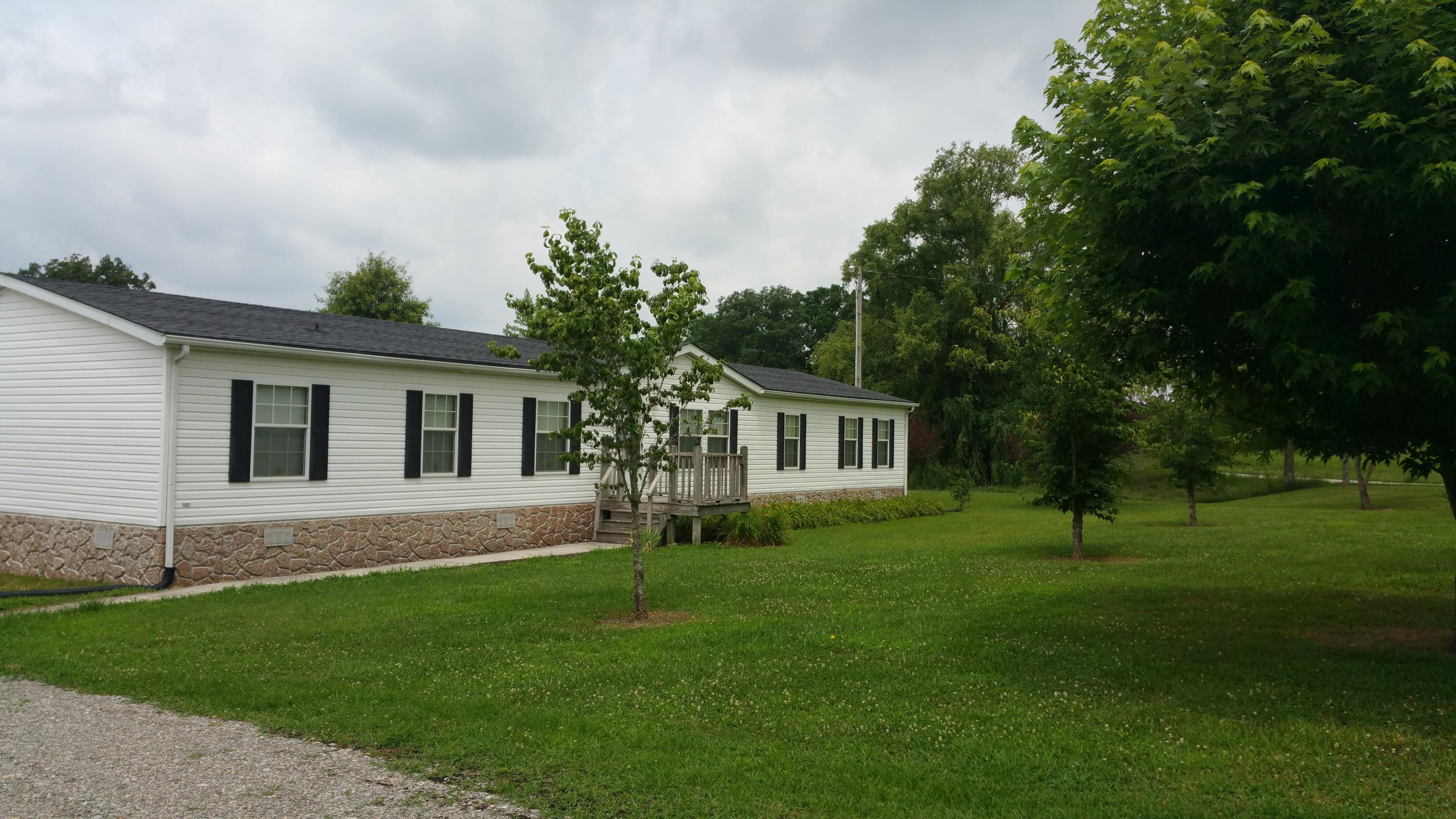 559 Plainview Church Road Pikeville, TN 37367 - Photo 2 of 17 20150624_112051