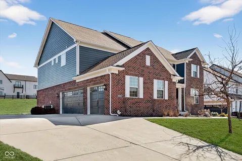 $869,000 | 15565 Viking Crusader Court, Westfield, IN 46074