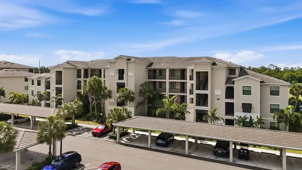 $315,000 | 18008 Gawthrop Drive, Unit 401, Bradenton, FL 34211