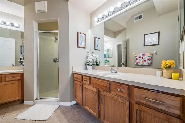 $2,100 | 1827 Hammocks Avenue, Unit 1827, Lutz, FL 33549