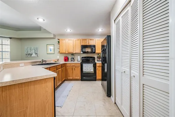 $2,100 | 1827 Hammocks Avenue, Unit 1827, Lutz, FL 33549