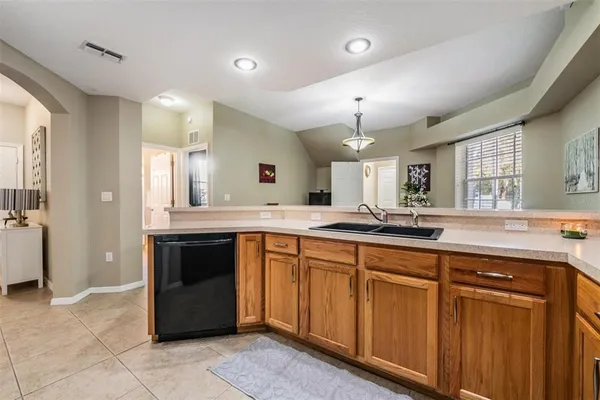 $2,100 | 1827 Hammocks Avenue, Unit 1827, Lutz, FL 33549