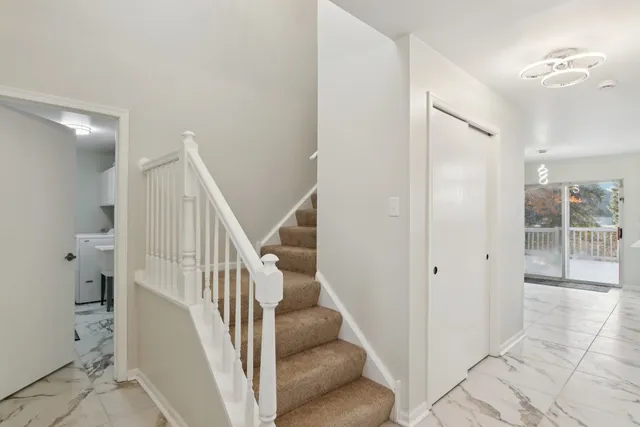 $469,800 | 1867 Lake Shore Drive, Romeoville, IL 60446