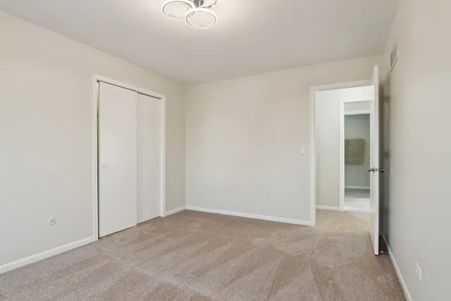 $469,800 | 1867 Lake Shore Drive, Romeoville, IL 60446