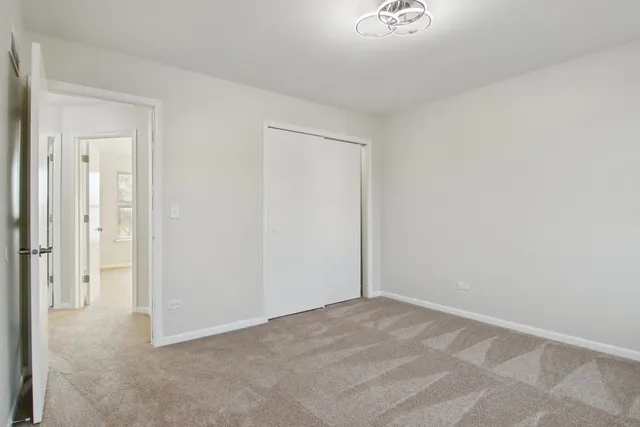 $469,800 | 1867 Lake Shore Drive, Romeoville, IL 60446