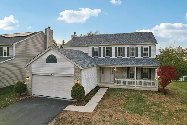 $469,900 | 1867 Lake Shore Drive, Romeoville, IL 60446