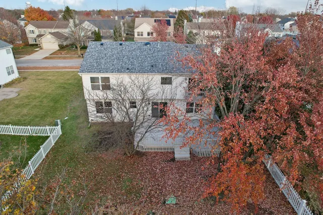 $469,800 | 1867 Lake Shore Drive, Romeoville, IL 60446