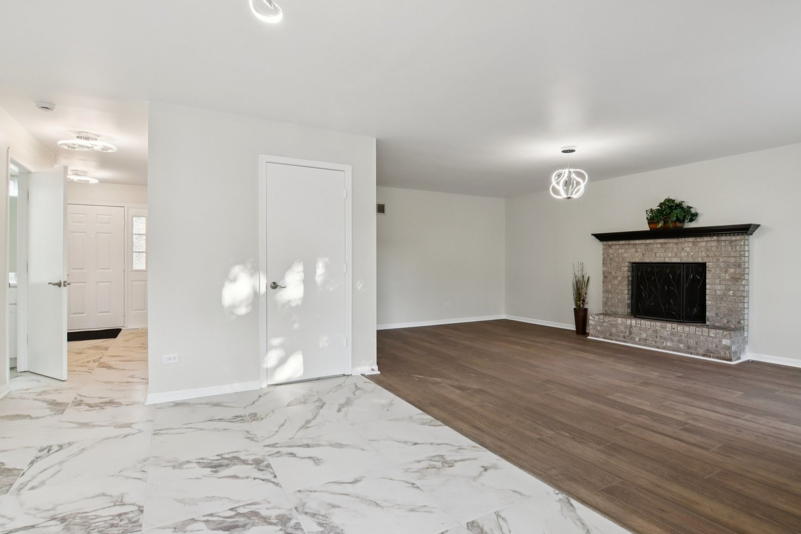 1867 Lake Shore Drive Romeoville, IL 60446 - Photo 8 of 59