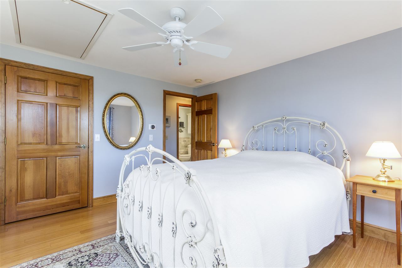 658 Main Street Hampstead, NH 03841 - Photo 19 of 27