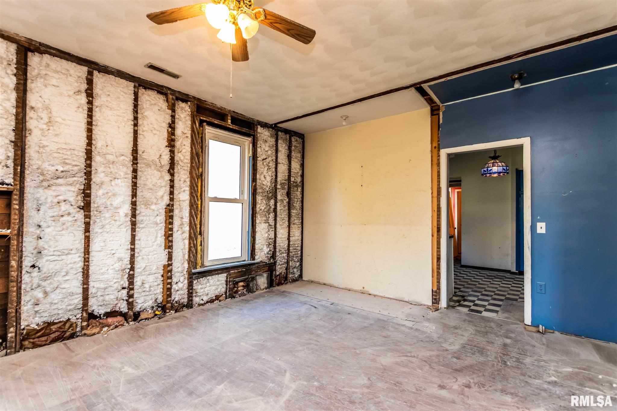 1200 North Sheridan Road Peoria, IL 61606 - Photo 11 of 24 Gallery Image 11
