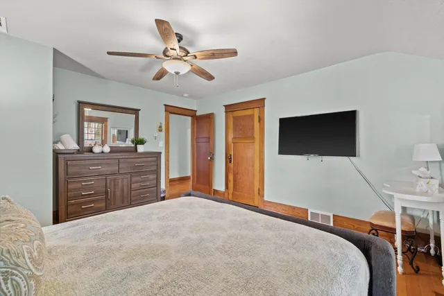 $846,400 | 415 South Lake Shore Drive, Fontana, WI 53125