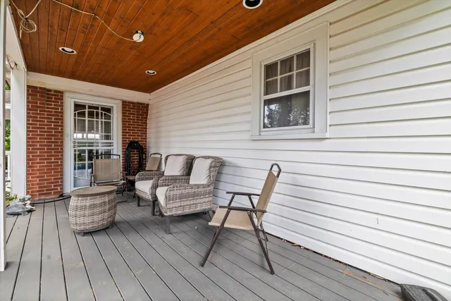 $846,400 | 415 South Lake Shore Drive, Fontana, WI 53125